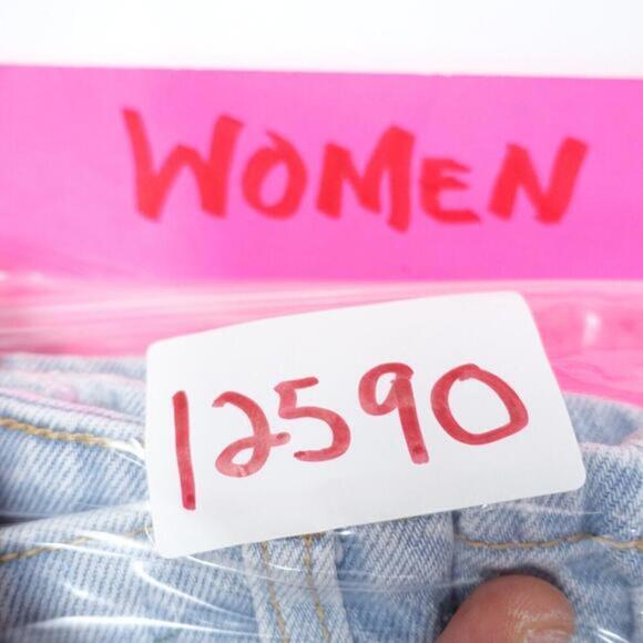 Wild Fable Jeans Women's 10/30R Blue‎ Denim Distressed High-Rise Straight Leg - Picture 7 of 7